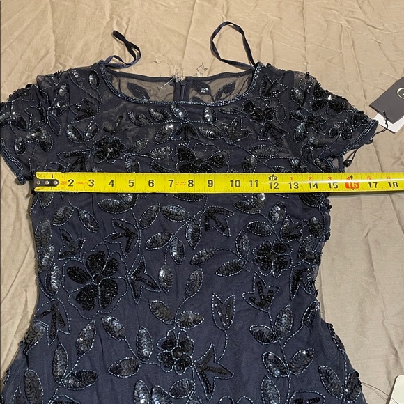 Size 0 Adrianna Papell Sequin Dress - Picture 14 of 16